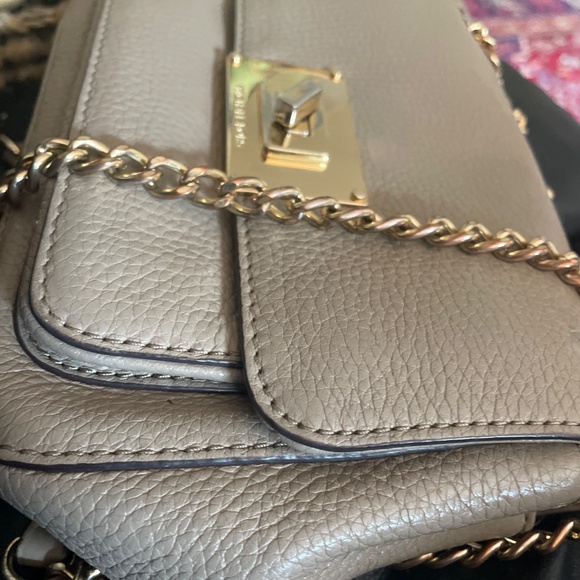 Michael kors ipurse - Picture 7 of 7